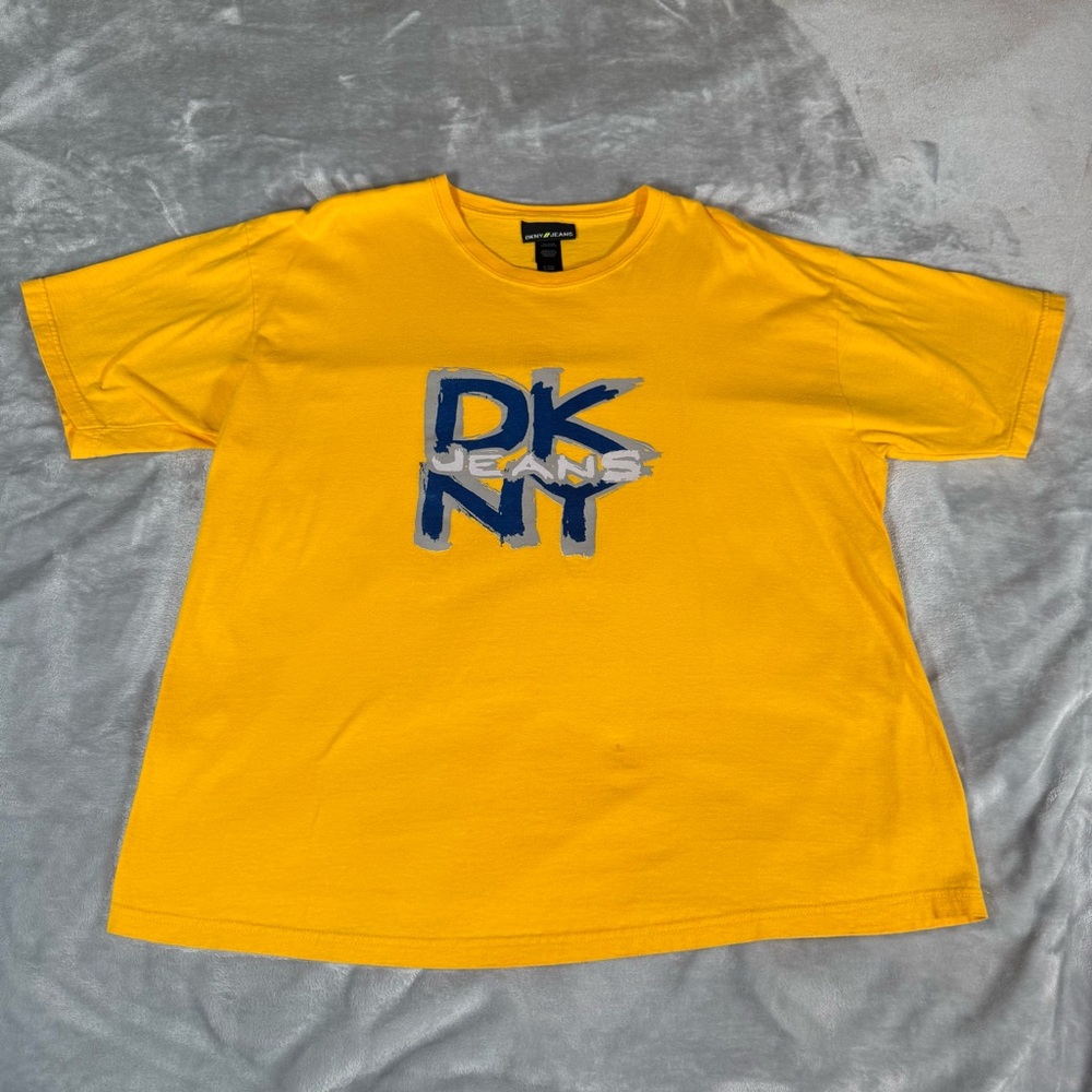 Vintage DKNY Jeans T Shirt Mens Large Cropped Fit Faded Gold Made In USA Y2K